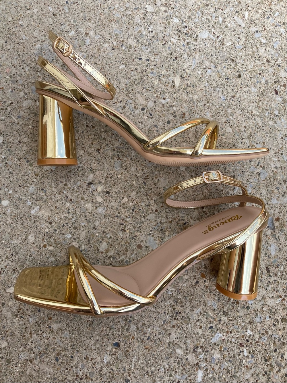 Ribonbz Gold Metallic Chunky Heel Size 10.5
